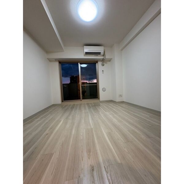 FIONA UMEDA NORTH 室内写真8
