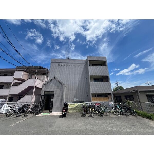 高槻グランドハイツ 建物画像