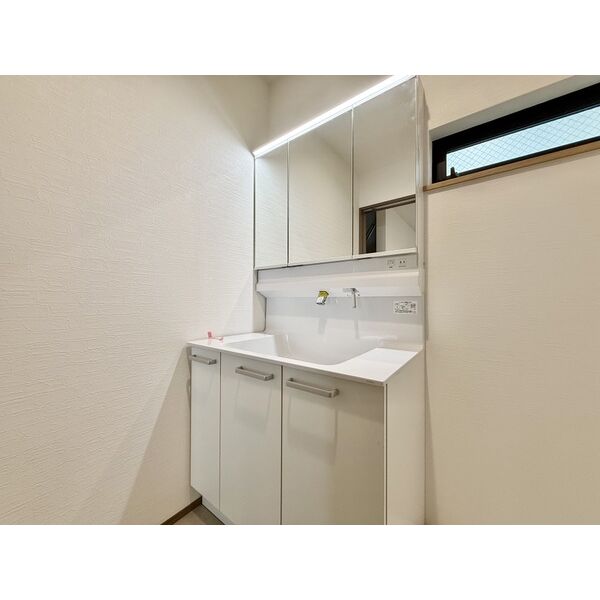 上名古屋三丁目戸建 室内写真8