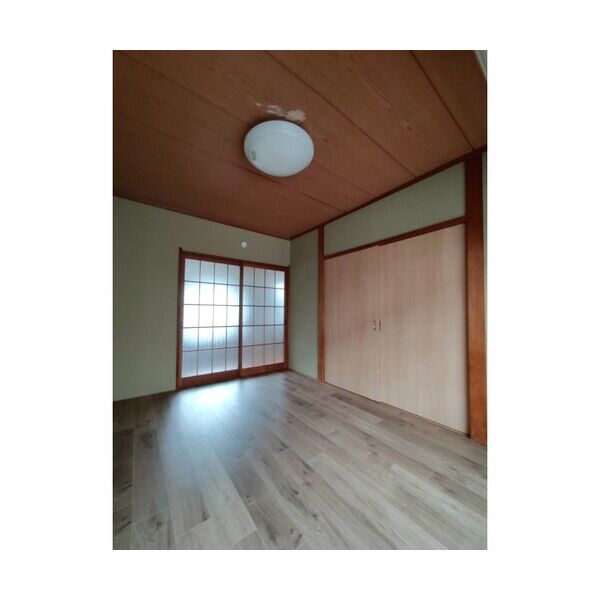 山田カンプレックス 室内写真1