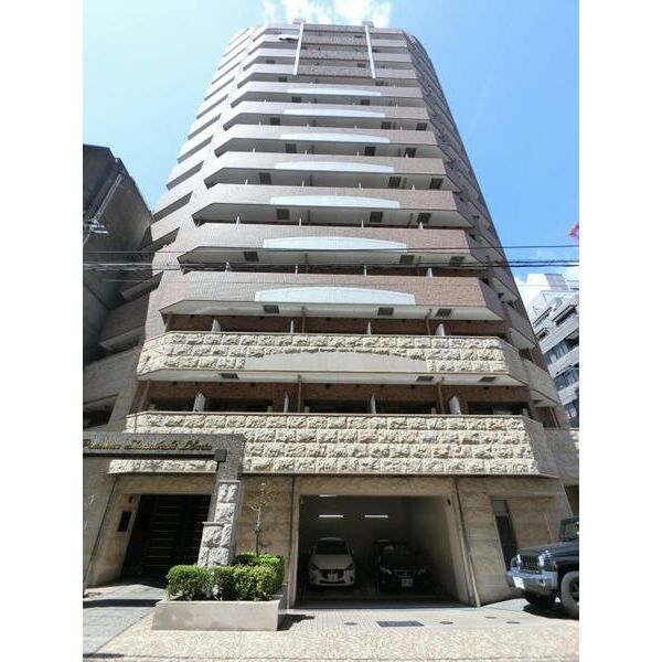 プレサンス心斎橋リベルタ 建物画像