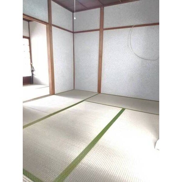 西本住宅 室内写真1