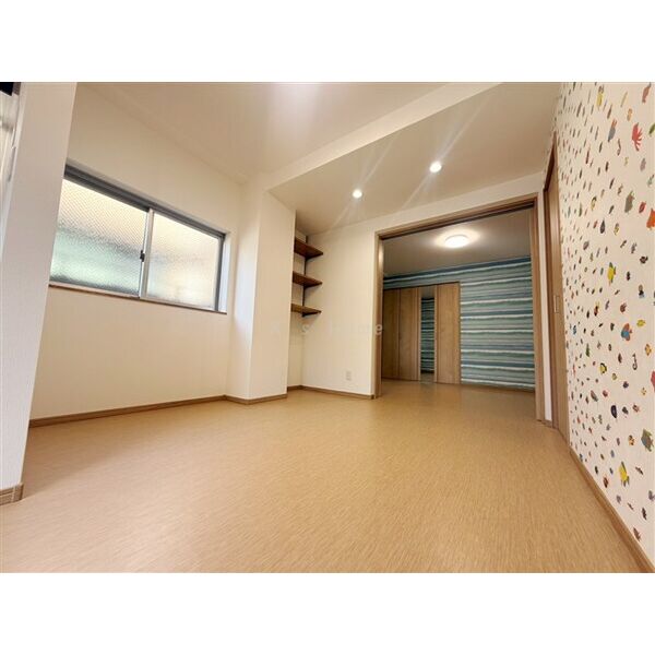 マンション諏訪山 室内写真3