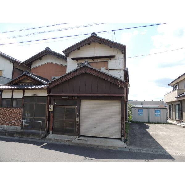 小田町貸家