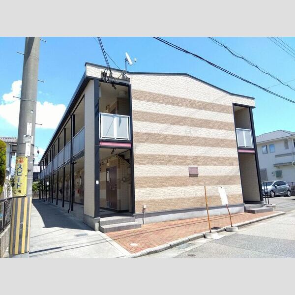 レオパレスM ヴィアージュ 建物画像