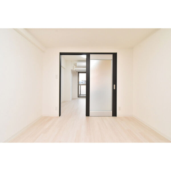 Gramercy Juso-higashi 3rd 室内写真1