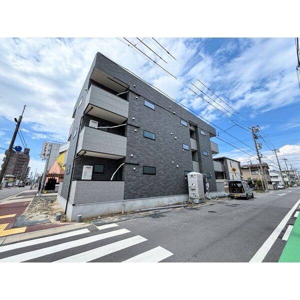 クラージュ黒川Ⅱ 建物画像