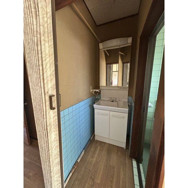 本巣郡北方町 芝原西町4丁目 戸建 室内写真6