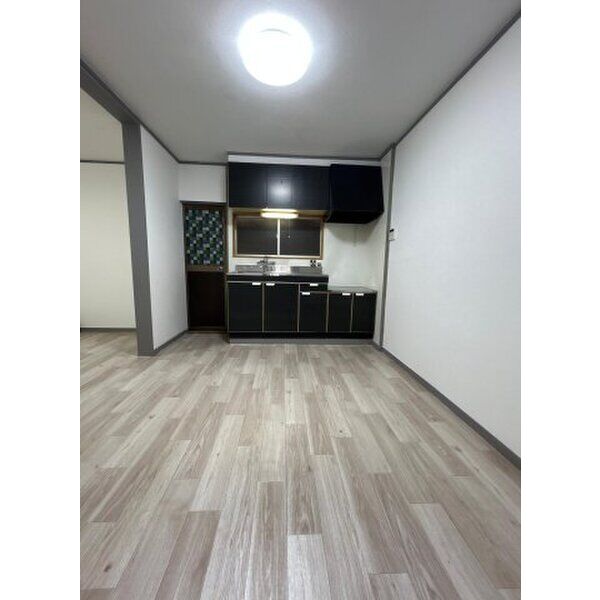 高丸7丁目戸建 室内写真2