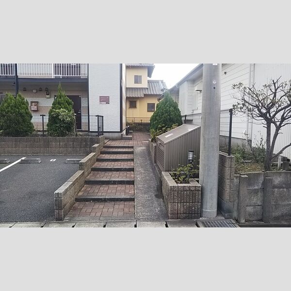 レオパレスグランアルブル 室内写真3