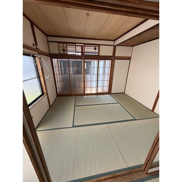 御厨4丁目2階建貸家 室内写真9