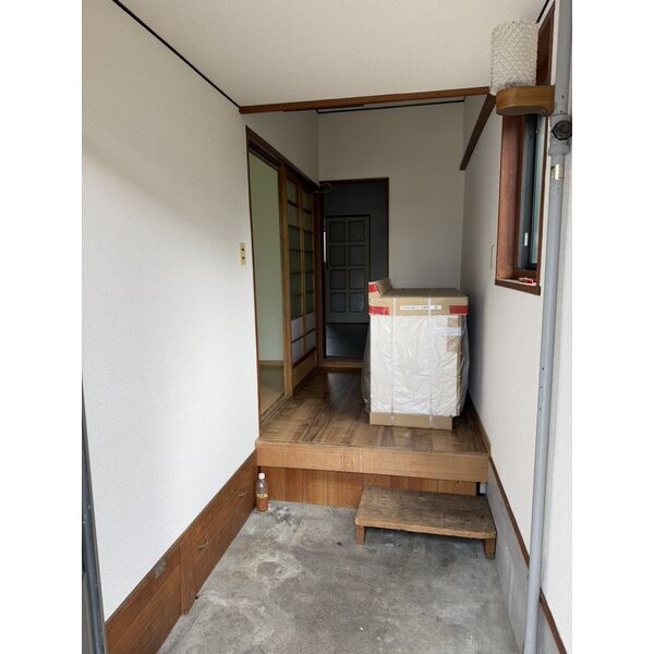 御厨4丁目2階建貸家 室内写真10
