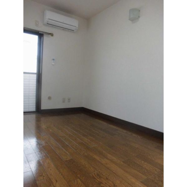 シャルマンフジ貝塚弐番館 室内写真1