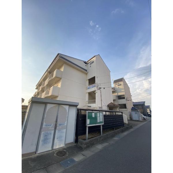 シャトー日東A 建物画像