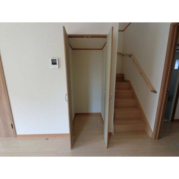 八剣戸建E棟 室内写真3
