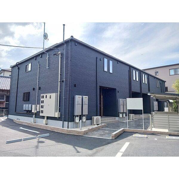 グラード　三ノ輪 建物画像