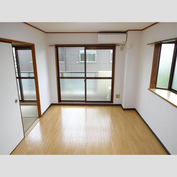タクティ三津屋 室内写真6