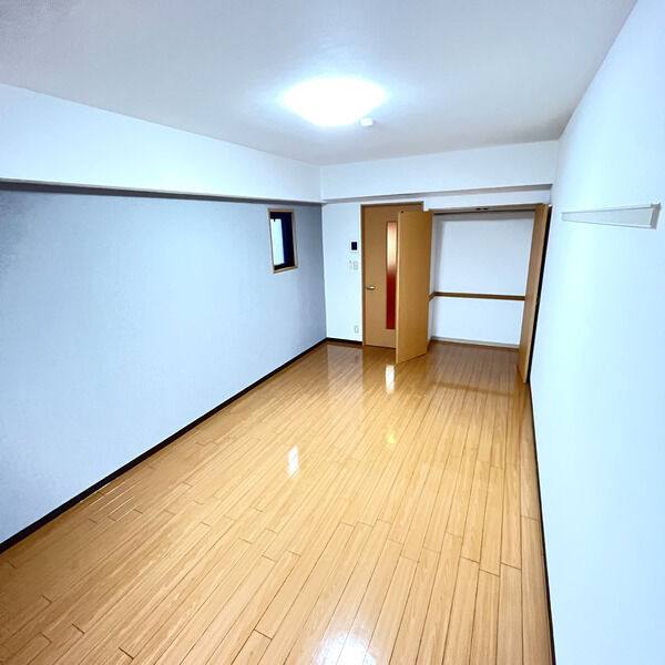 Ys Square 室内写真3