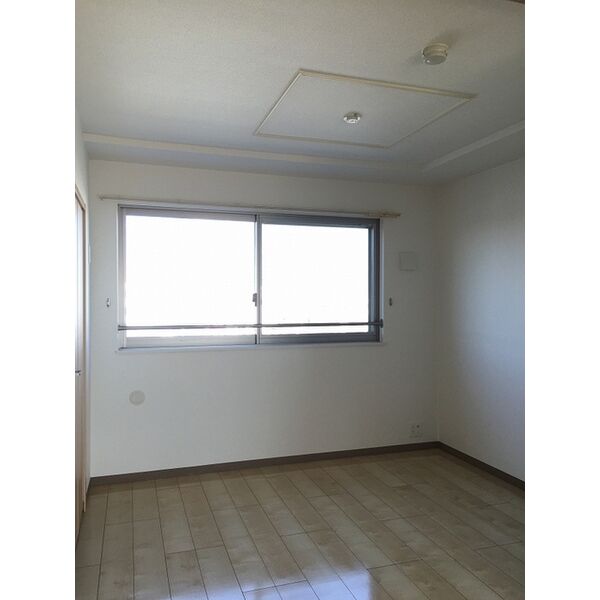 ラフレシール三島 室内写真3