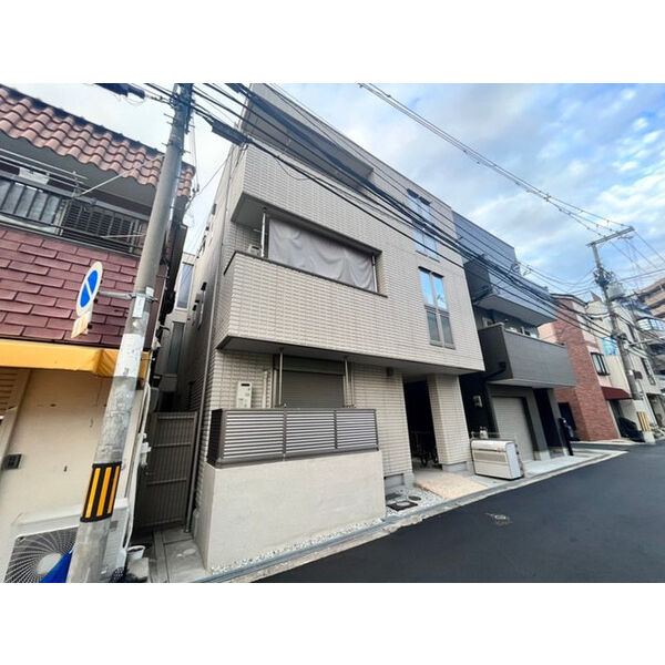 ラピスプルミエール