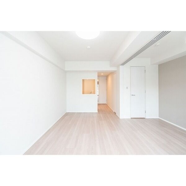 市谷台町坂フロント 室内写真1