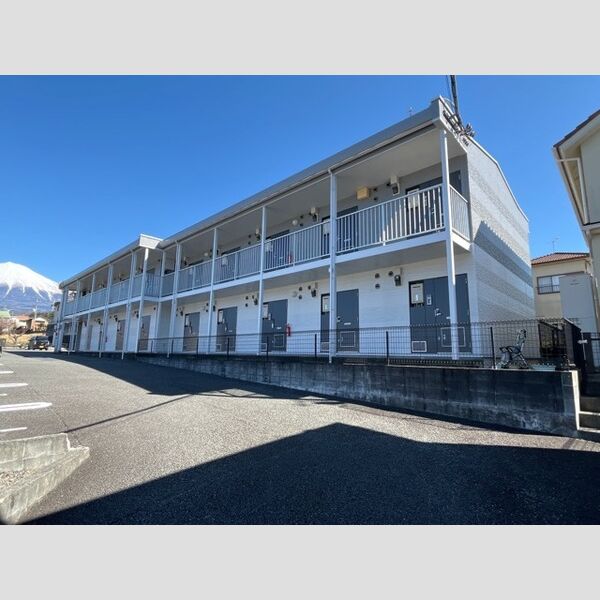 レオパレスプティフォンティーヌ 建物画像