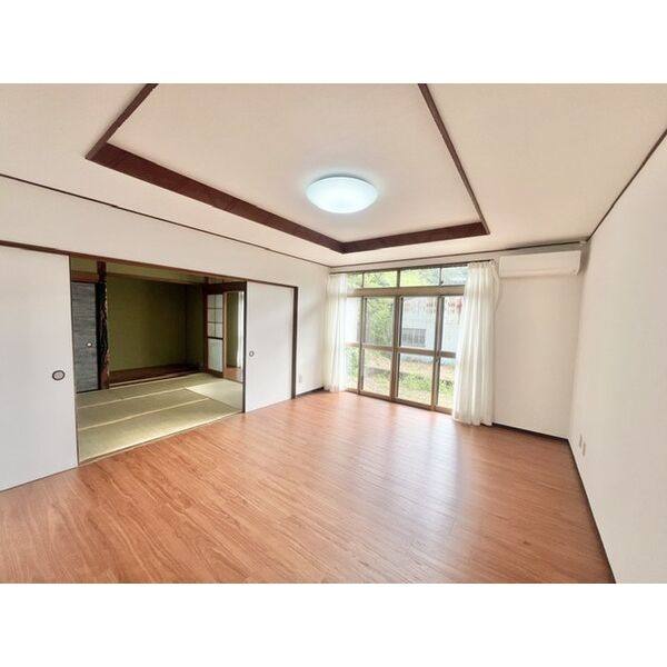 粟野東5丁目戸建 室内写真1