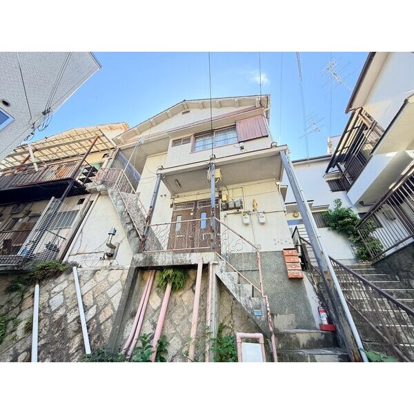 灘区城の下アパート 建物画像