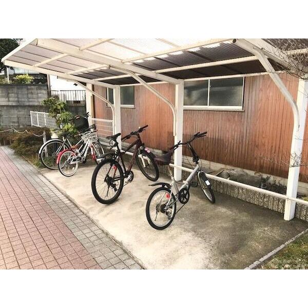 ワイドヒル山之上 室内写真1