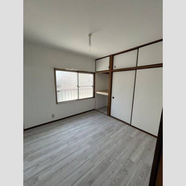 緑区鳴海町戸建て 室内写真10