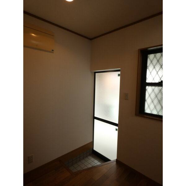西区枇杷島1丁目戸建 室内写真5