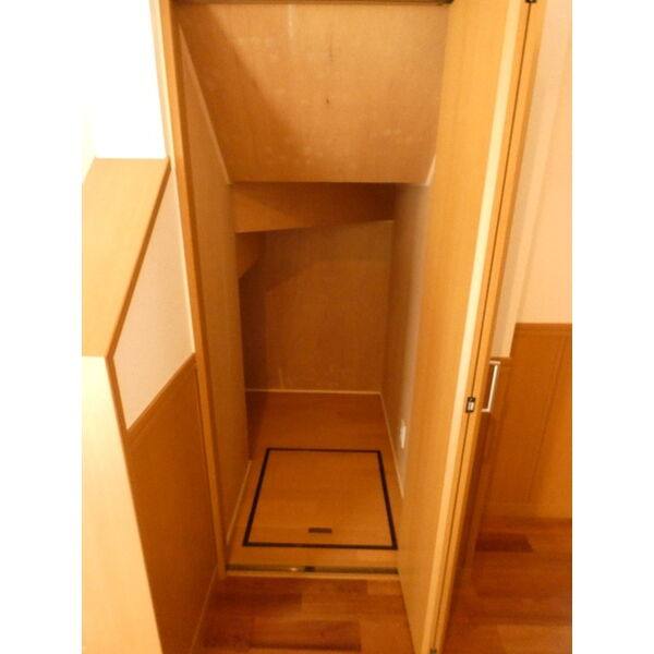 西区枇杷島1丁目戸建 室内写真6