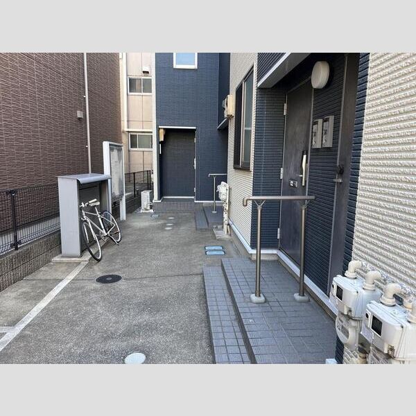 レオネクストシーズ立花 室内写真5