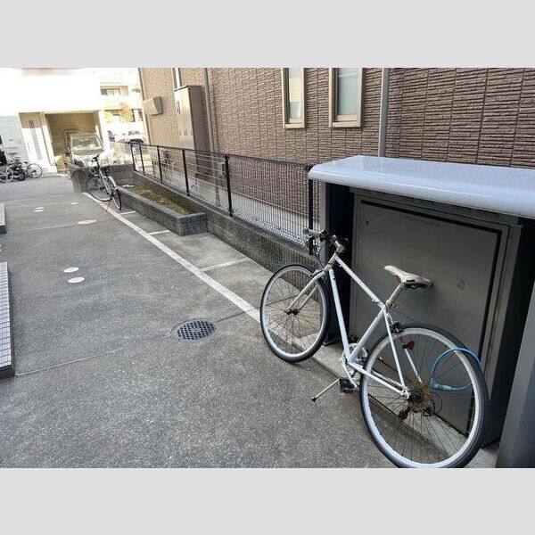 レオネクストシーズ立花 室内写真7