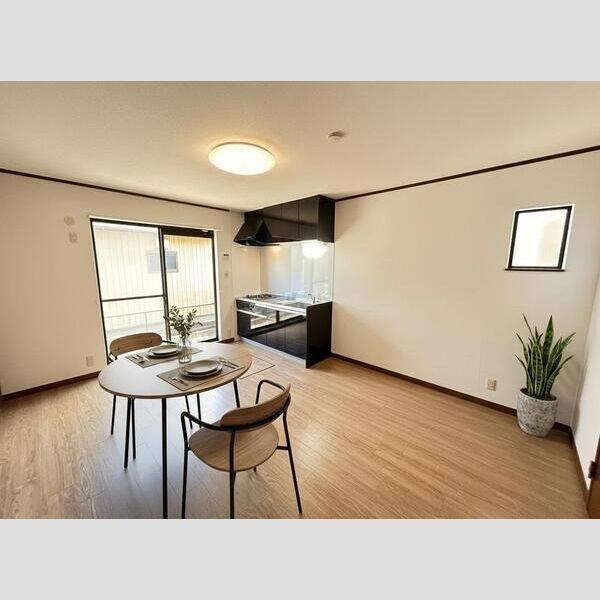 DUPLEX 国王352A 室内写真1