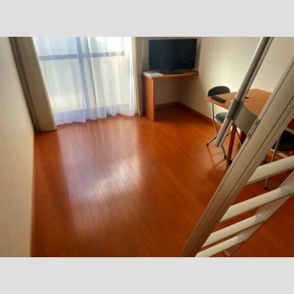 レオパレスフレアレーブ 室内写真6