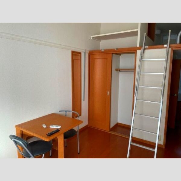 レオパレスフレアレーブ 室内写真7