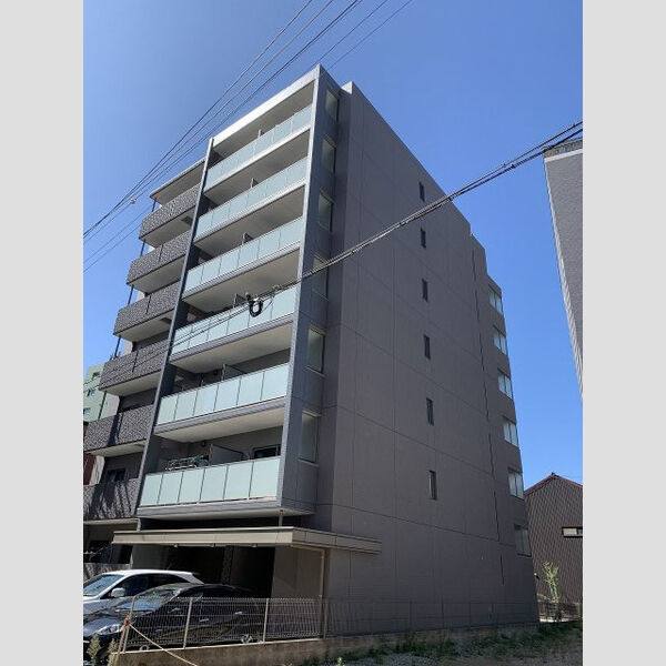 グランツ泉 建物画像