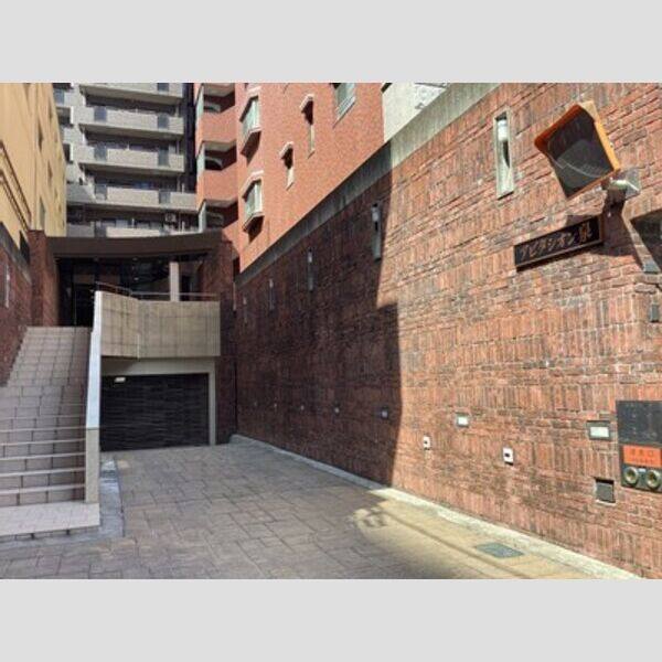 アビタシオン泉 建物画像