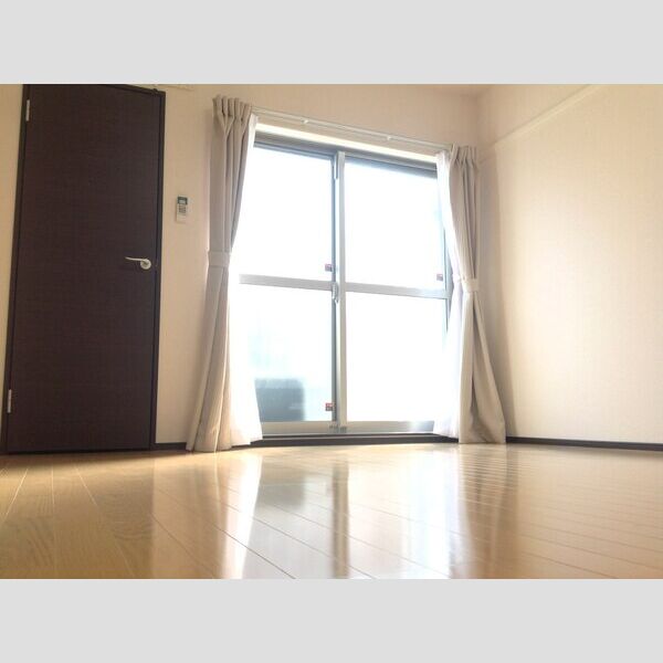?N???C?m??悢 室内写真7