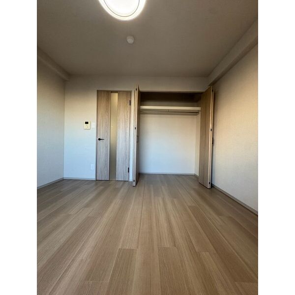 フロンティアテラス江坂 室内写真6