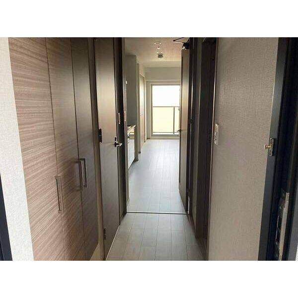 プレサンスレイズ桜山WEST 室内写真1