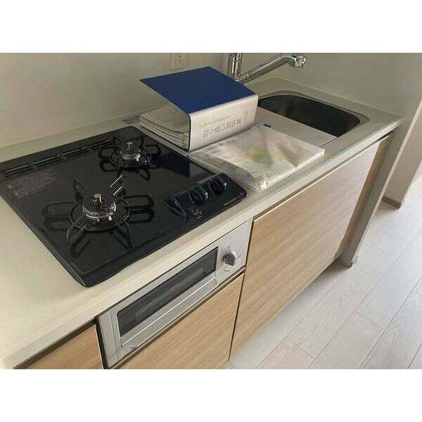 プレサンスレイズ桜山WEST 室内写真6