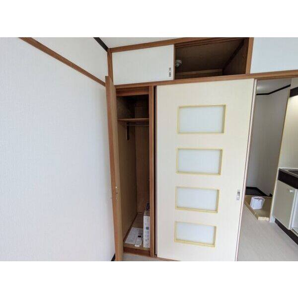 カレッジハウス日野坂 室内写真5