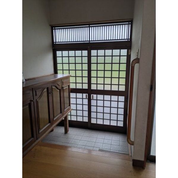 成滝戸建て 室内写真6