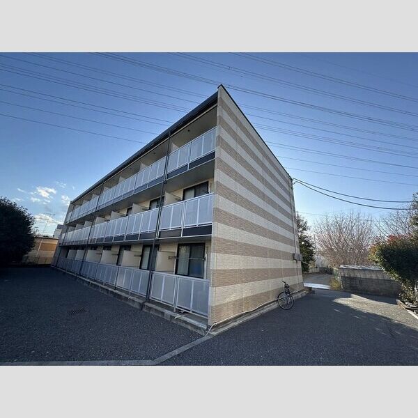 レオパレスストラーダ 建物画像
