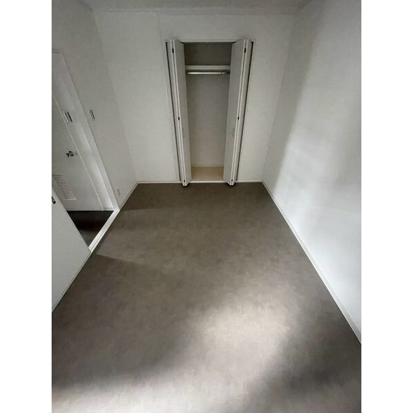 ソリッソ宝塚 室内写真2