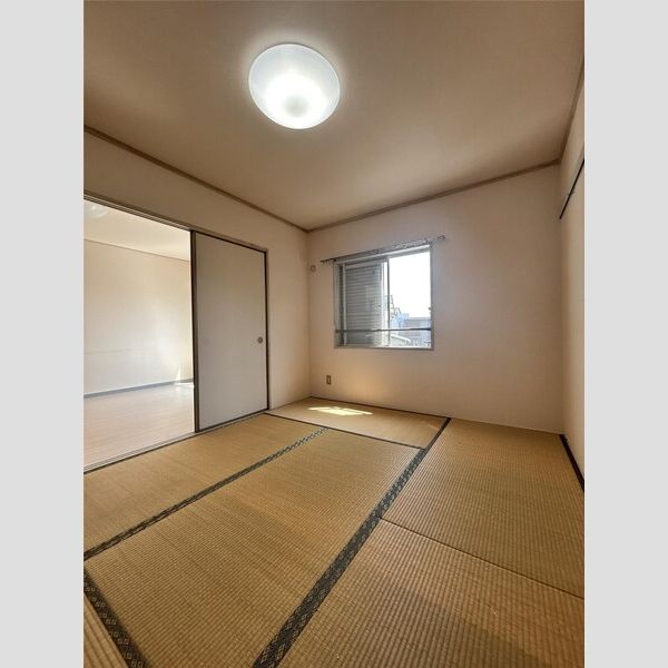 コートハウス 室内写真3