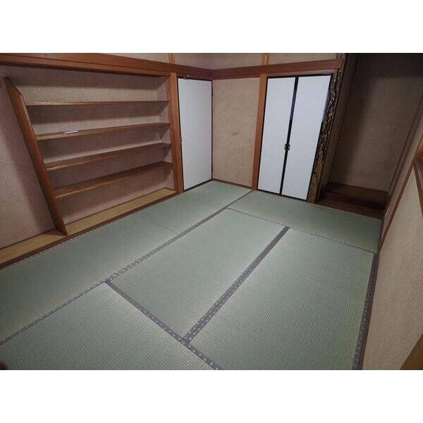 敷礼なし!玉津町戸建4K 室内写真5