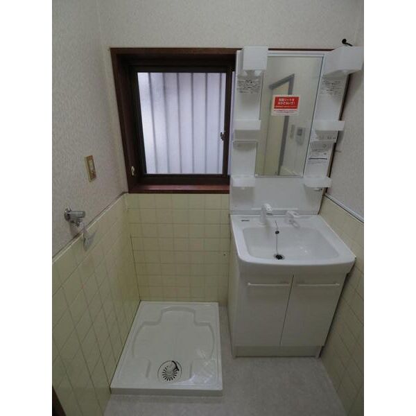 敷礼なし!玉津町戸建4K 室内写真7